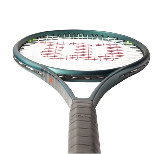 Wilson Blade 104 V9 Tennis Racket